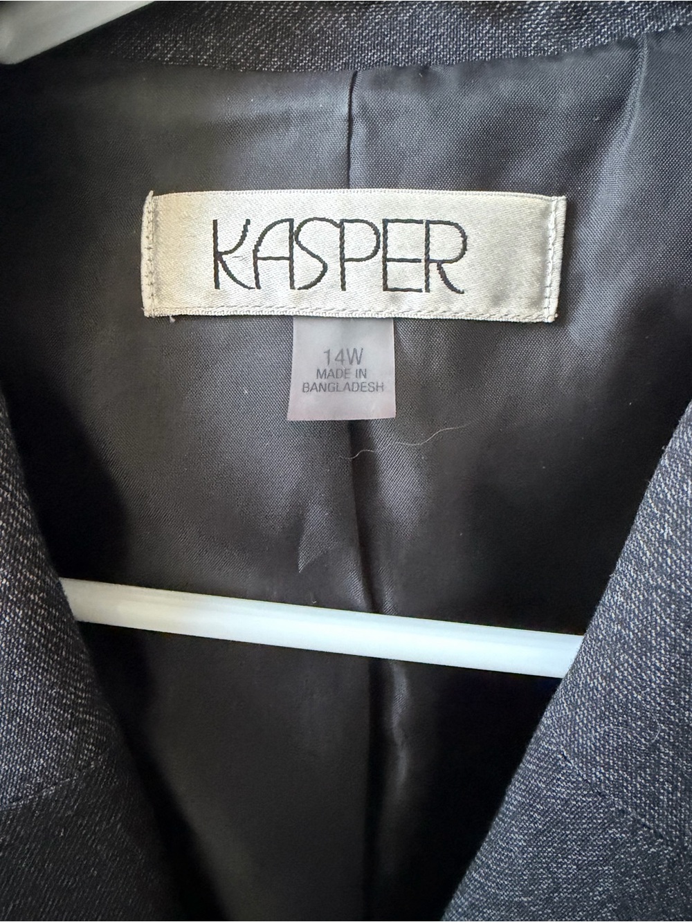 Kasper Dark Gray Single-Breasted Blazer with Zip Pockets - Picture 3 of 6